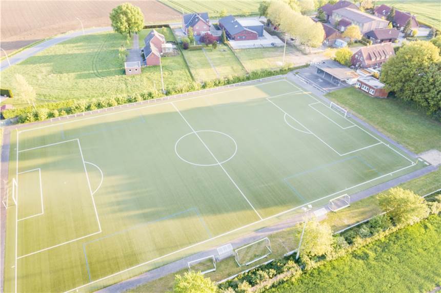 Wende im Saisonabbruch-Prozess: Das Hin und Her nervt Der Sportplatz in Vinnum, die sportliche Heimat der Westfalia. Hier könnte bald wieder der Ball rollen, nachdem alle schon vom Abbruch ausgingen.
