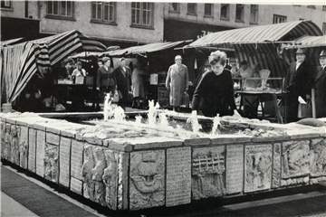 Der sprudelnde Tisa-Brunnen prägte fast sechs Jahrzehnte lang den Dorstener Marktplatz.