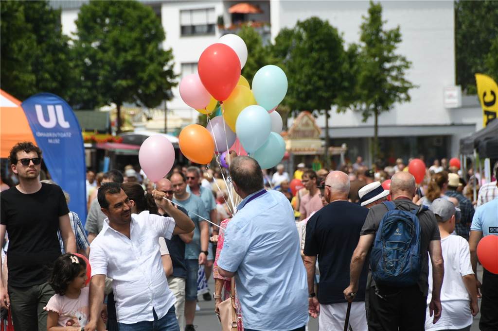 Stadtfest Selm 2024: Einige Fragezeichen und erste Details Der Stadtfest-Sonntag - hier ein Foto von 2023 - ist der traditionelle Familientag.