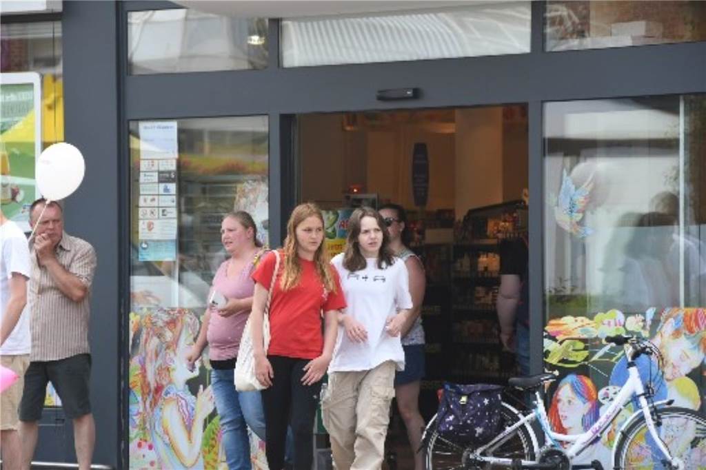 Verkaufsoffene Sonntage in Selm: Geplante Termine für 2024 Der Stadtfest-Sonntag in Selm - traditionsgemäß der Familiensonntag - soll auch wieder einen verkaufsoffenen Sonntag im Selmer Zentrum bieten.