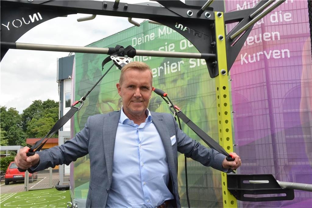 Nach der Olymp-Ankündigung: Wie viele Fitnessclubs verträgt Dorsten eigentlich noch? Der starke Mann im Injoy: Geschäftsführer Paul Underberg investert in diesem Jahr eine Million Euro. Er fürchtet die Konkurrenz aus dem unteren Preissegment nicht, glaubt aber, dass es zu Kannibalisierungen kommen wird.