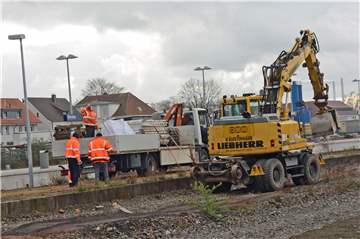 Der Startschuss für die Bauarbeiten am Bahnhofsumfeld ist gefallen.