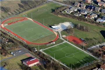 Der Steversportpark mit seinen beiden Kunstrasenplätzen. Darf hier demnächst wieder Sport getrieben werden?