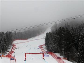 Der Super-G der Herren in Garmisch-Partenkirchen ist wegen Nebels abgesagt worden. Foto: Stephan Jansen