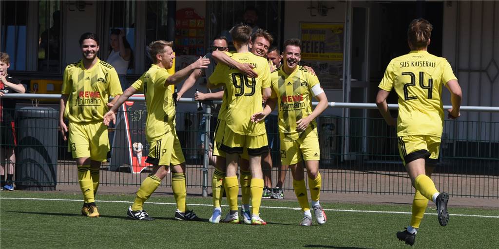 Derby im Abstiegskampf: SuS Kaiserau II bejubelt 6:2-Derbysieg gegen den VfL Kamen II Der SuS Kaiserau II hat gegen den VfL Kamen II einen 6:2-Sieg eingefahren.