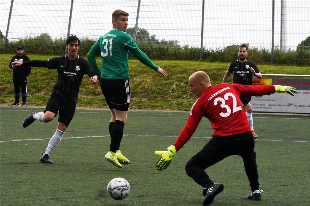 Kreisliga-Abstiegskampf: SV Frömern feiert - GS Cappenberg gefrustet Der SV Frömern setzte sich am Ende recht deutlich gegen GS Cappenberg und Torhüter Manuel Sperl durch.