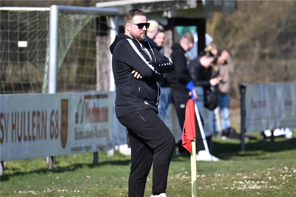 Spielszene zwischen SV Hullern und SV Bossendorf 2