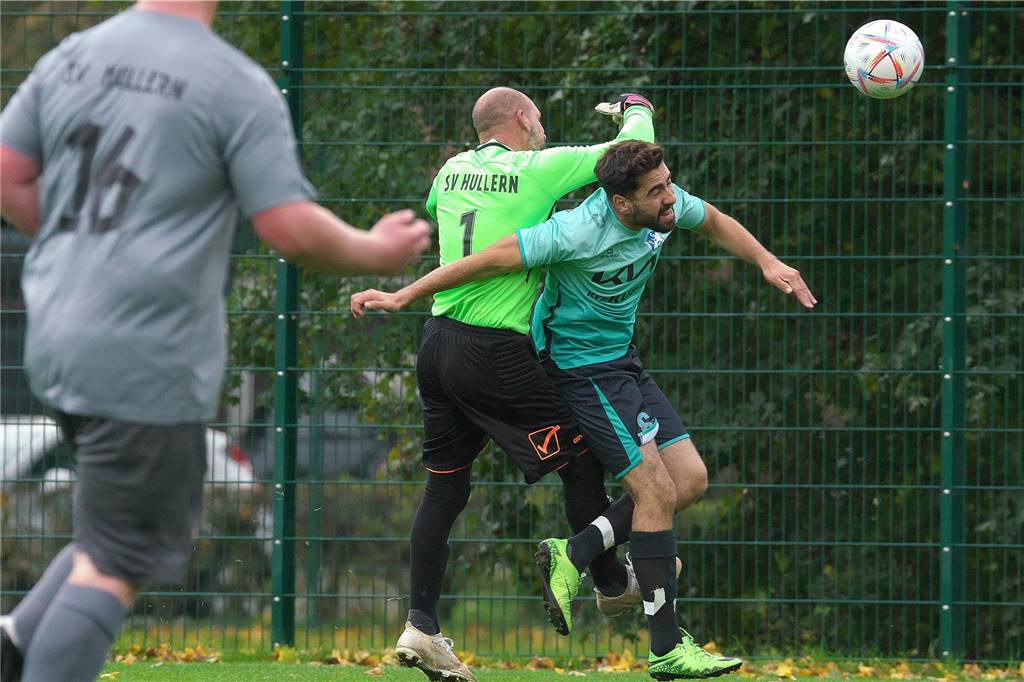 Der SV Hullern verlor in der Kreisliga C4 mit 0:7 gegen den FC Leusberg II mit 0:7 und haderte hinterher mit einigen Entscheidungen des Unparteiischen.