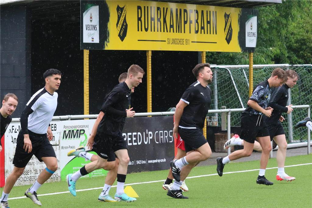 Der SV Langschede läuft sich für den Saisonstart warm. 
