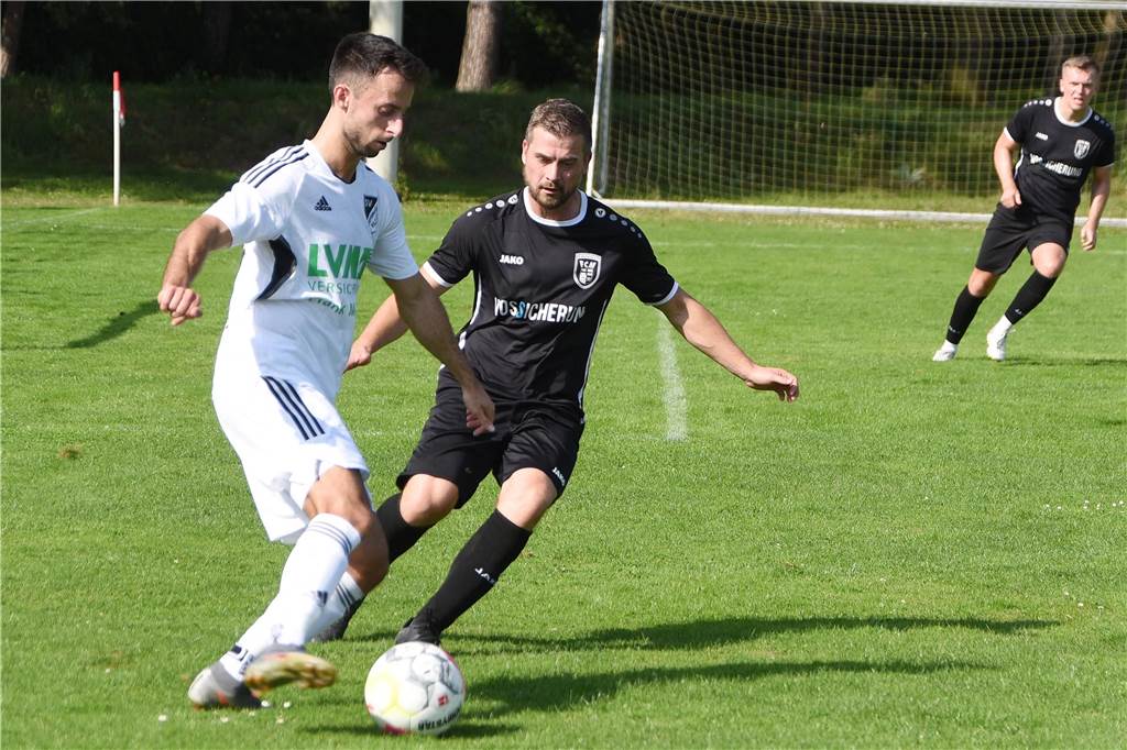 Der SV Lippramsdorf gewann zum vierten Mal in dieser Saison. Gegen Aufsteiger FC Marl II setzte sich der LSV mit 5:0 durch.