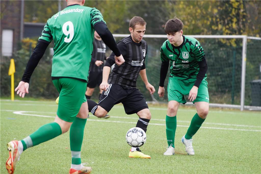 Der SV Lippramsdorf II ließ dem SV Bossendorf II im Derby keine Chance und setzte sich mit 6:0 durch.