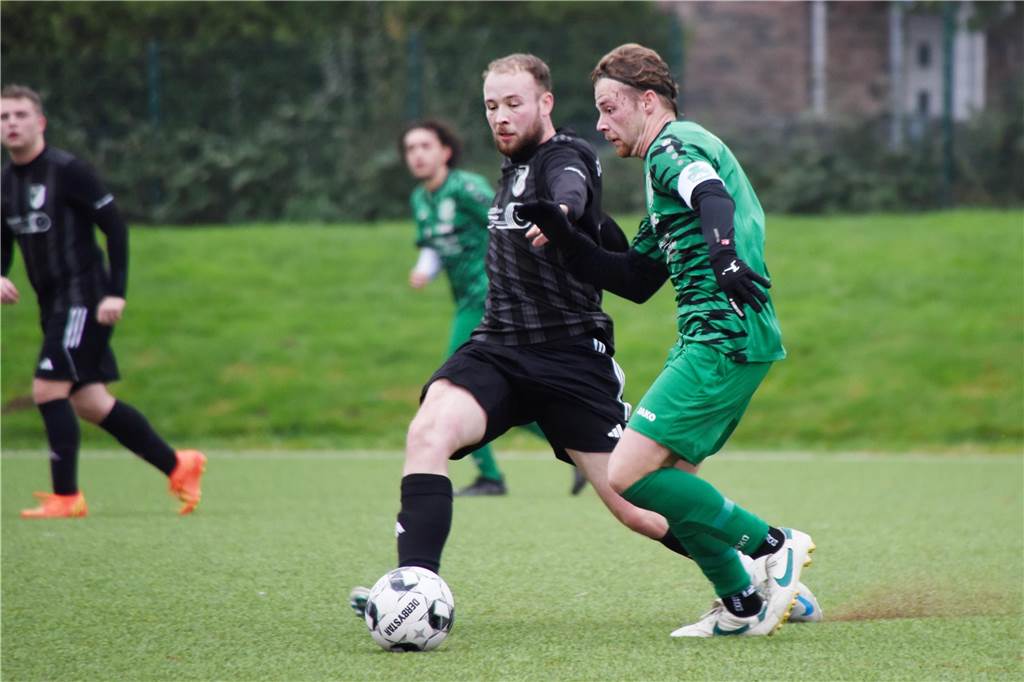Der SV Lippramsdorf II ließ dem SV Bossendorf II im Derby keine Chance und setzte sich mit 6:0 durch.