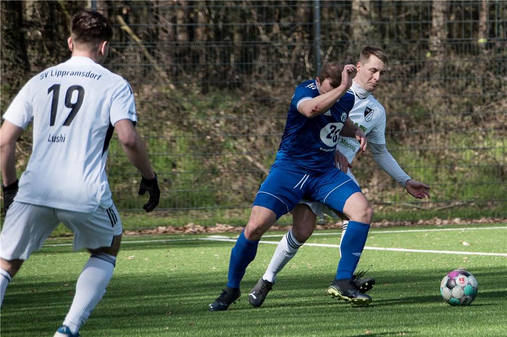 Der SV Lippramsdorf musste sich auf heimischer Anlage dem SV Heek mit 1:4 geschlagen geben.