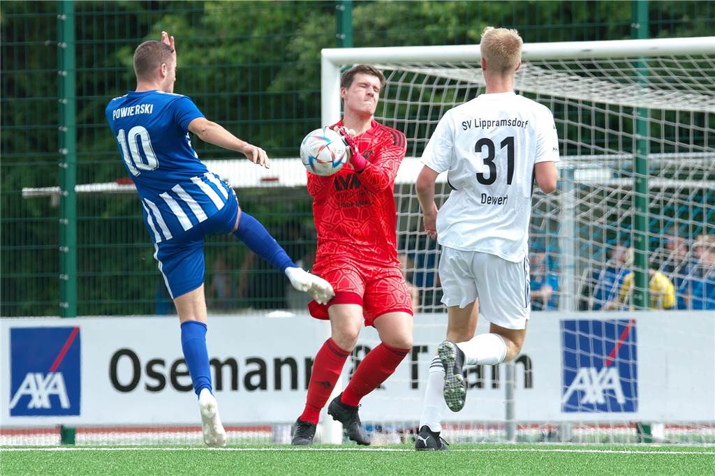 Der SV Lippramsdorf setzte sich bei der diesjährigen Stadtmeisterschaft im Spiel um Platz drei durch ein Tor von Florian Bronzel mit 1:0 gegen den ETuS Haltern durch.