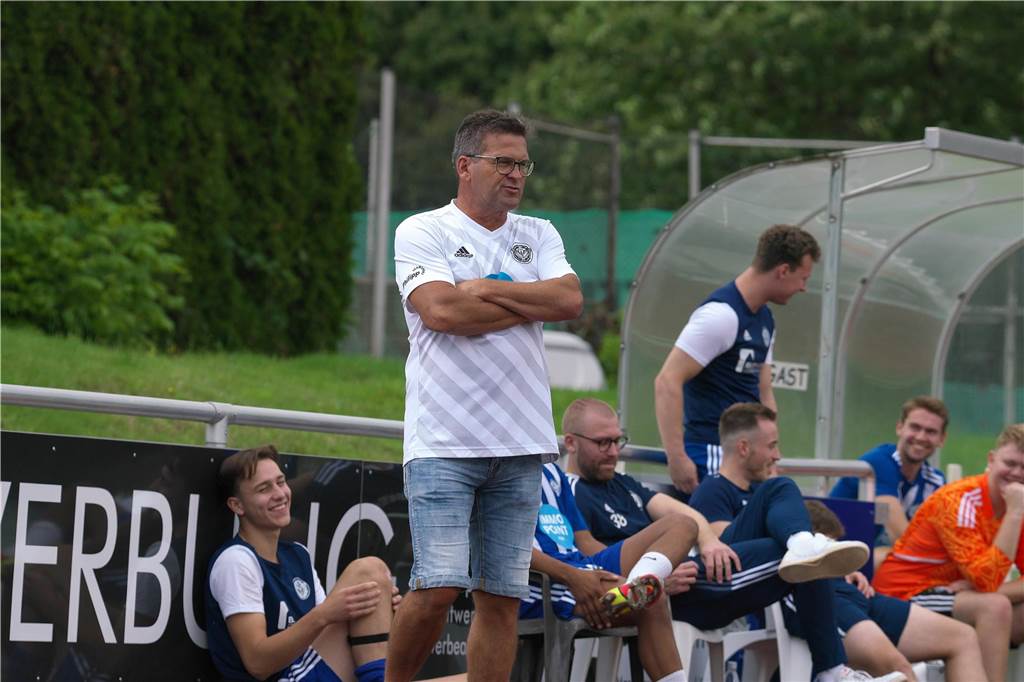 Der SV Lippramsdorf setzte sich bei der diesjährigen Stadtmeisterschaft im Spiel um Platz drei durch ein Tor von Florian Bronzel mit 1:0 gegen den ETuS Haltern durch.