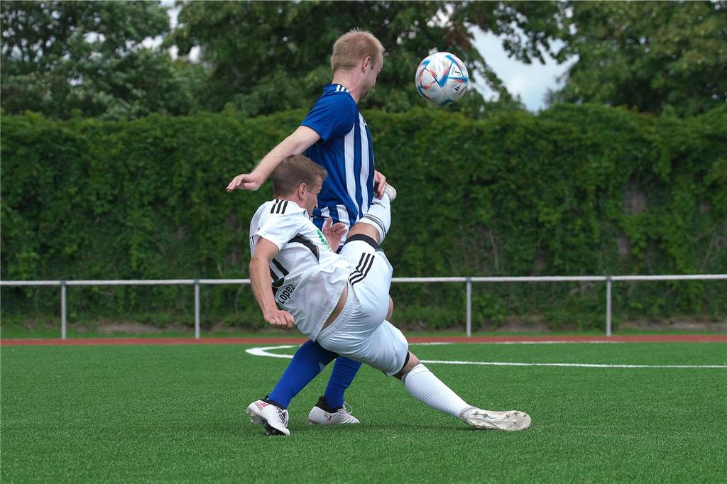 Der SV Lippramsdorf setzte sich bei der diesjährigen Stadtmeisterschaft im Spiel um Platz drei durch ein Tor von Florian Bronzel mit 1:0 gegen den ETuS Haltern durch.