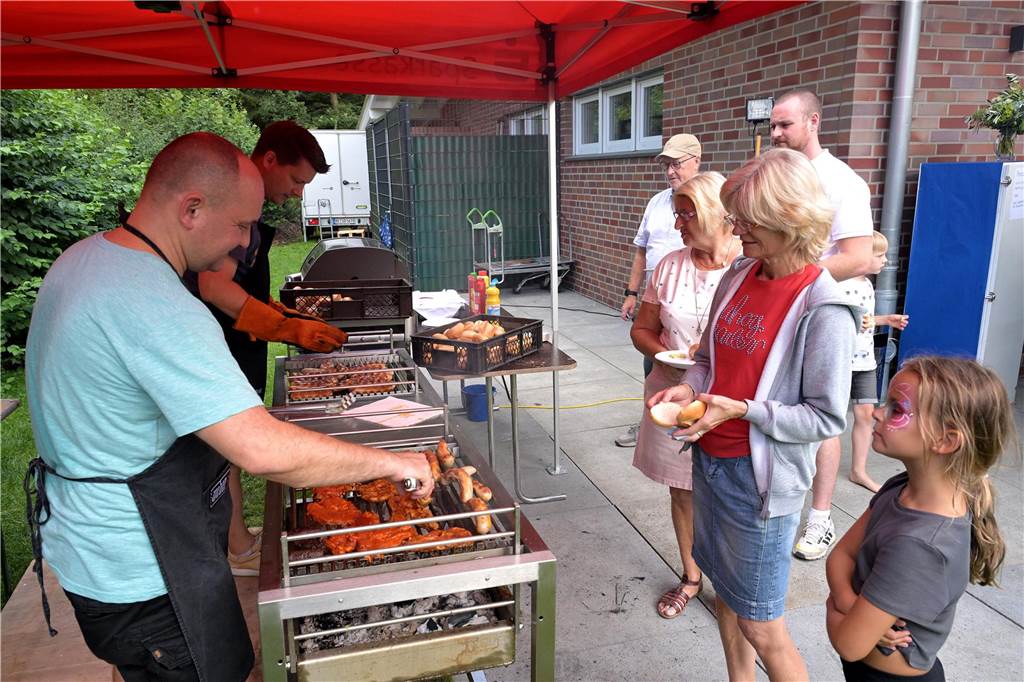 Der SV Lünen 08 feierte am Samstag sein Sommerfest und bot insbesondere den jungen Besuchern große Unterhaltung.