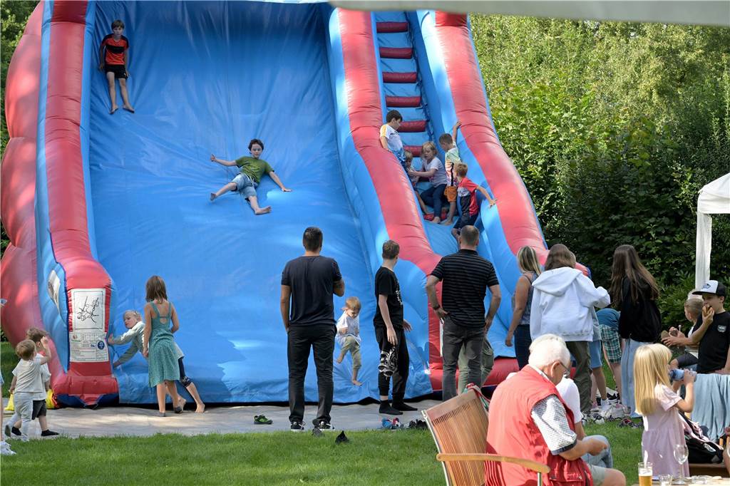 Der SV Lünen 08 feierte am Samstag sein Sommerfest und bot insbesondere den jungen Besuchern große Unterhaltung.