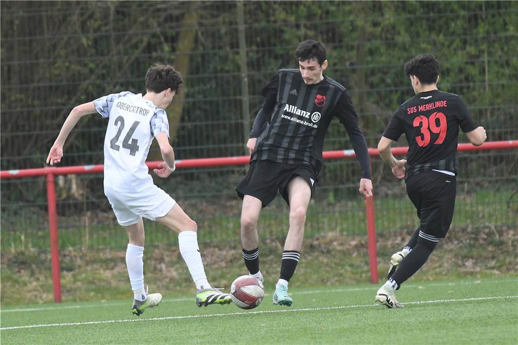 Der SV Wacker Obercastrop II konnte seiner Favoritenrolle gegen den Tabellenletzten SuS Merklinde gerecht werden und 2:0 gewinnen.