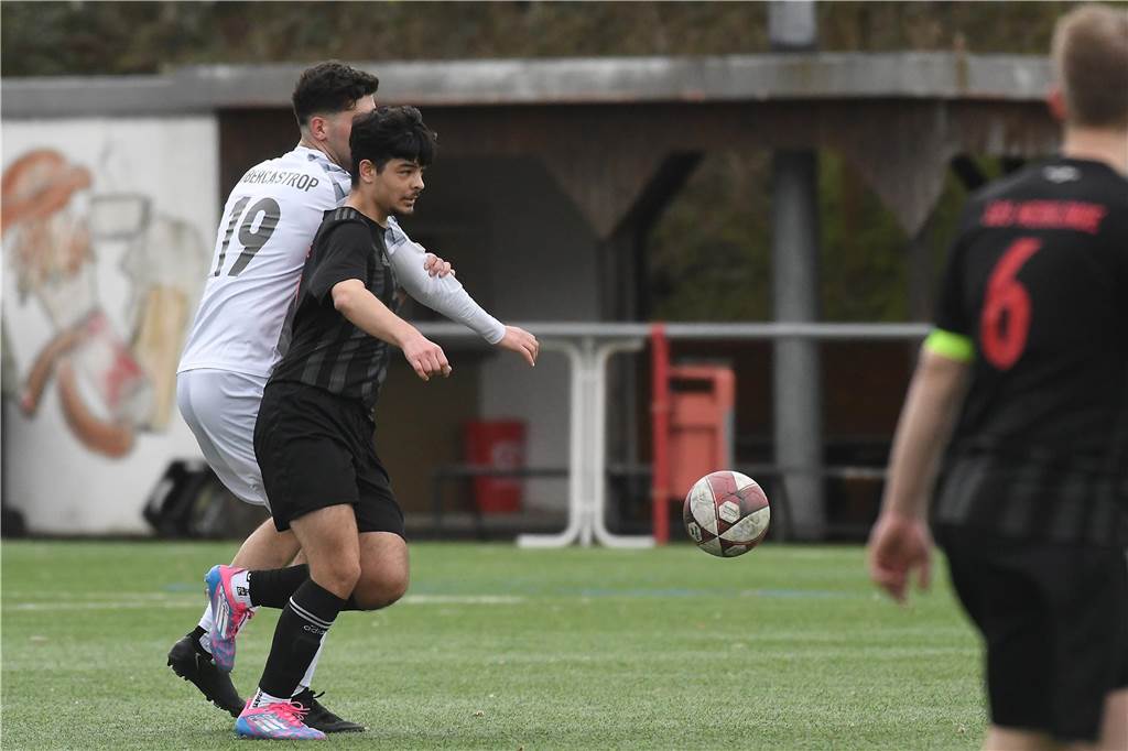 Der SV Wacker Obercastrop II konnte seiner Favoritenrolle gegen den Tabellenletzten SuS Merklinde gerecht werden und 2:0 gewinnen.