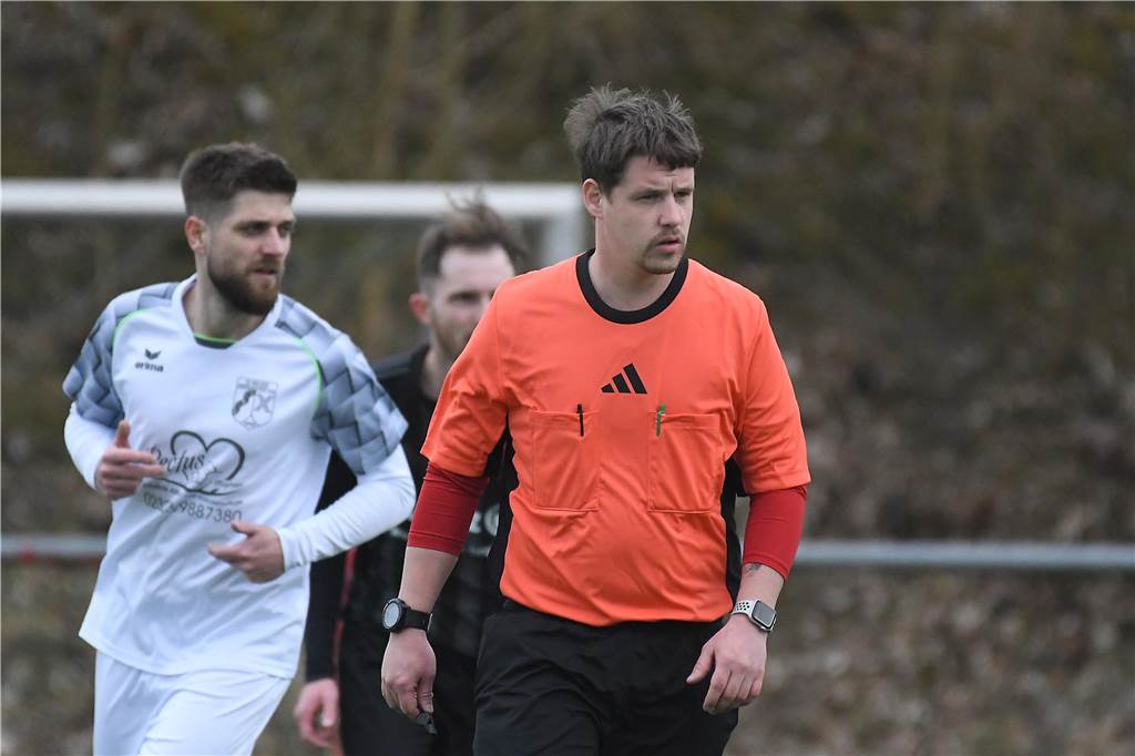 Der SV Wacker Obercastrop II konnte seiner Favoritenrolle gegen den Tabellenletzten SuS Merklinde gerecht werden und 2:0 gewinnen.