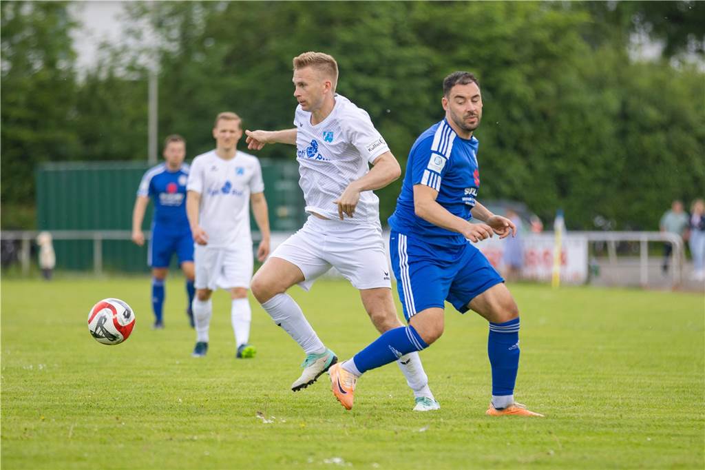 Der SV Wacker Obercastrop verlor am vorletzten Westfalenliga-Spieltag mit 0:4 beim Holzwickeder SC und verpasste die Chance, noch Zweiter zu werden.