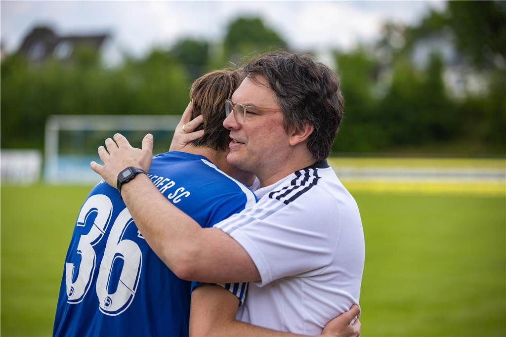 Der SV Wacker Obercastrop verlor am vorletzten Westfalenliga-Spieltag mit 0:4 beim Holzwickeder SC und verpasste die Chance, noch Zweiter zu werden.