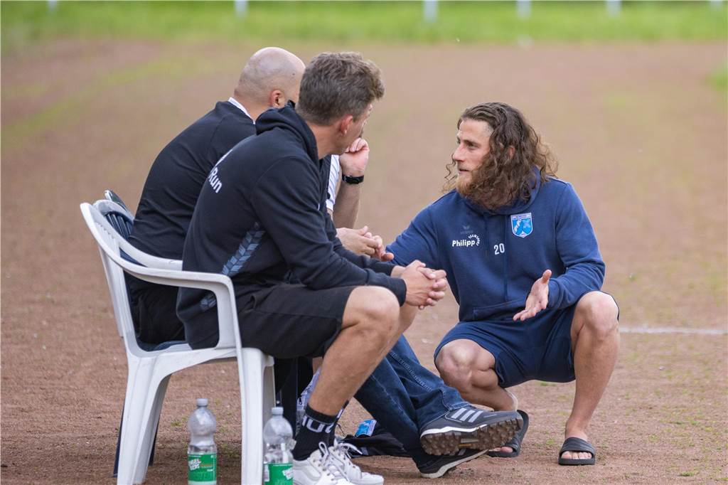 Der SV Wacker Obercastrop verlor am vorletzten Westfalenliga-Spieltag mit 0:4 beim Holzwickeder SC und verpasste die Chance, noch Zweiter zu werden.