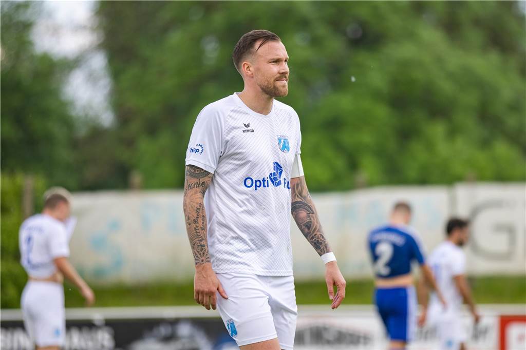Der SV Wacker Obercastrop verlor am vorletzten Westfalenliga-Spieltag mit 0:4 beim Holzwickeder SC und verpasste die Chance, noch Zweiter zu werden.