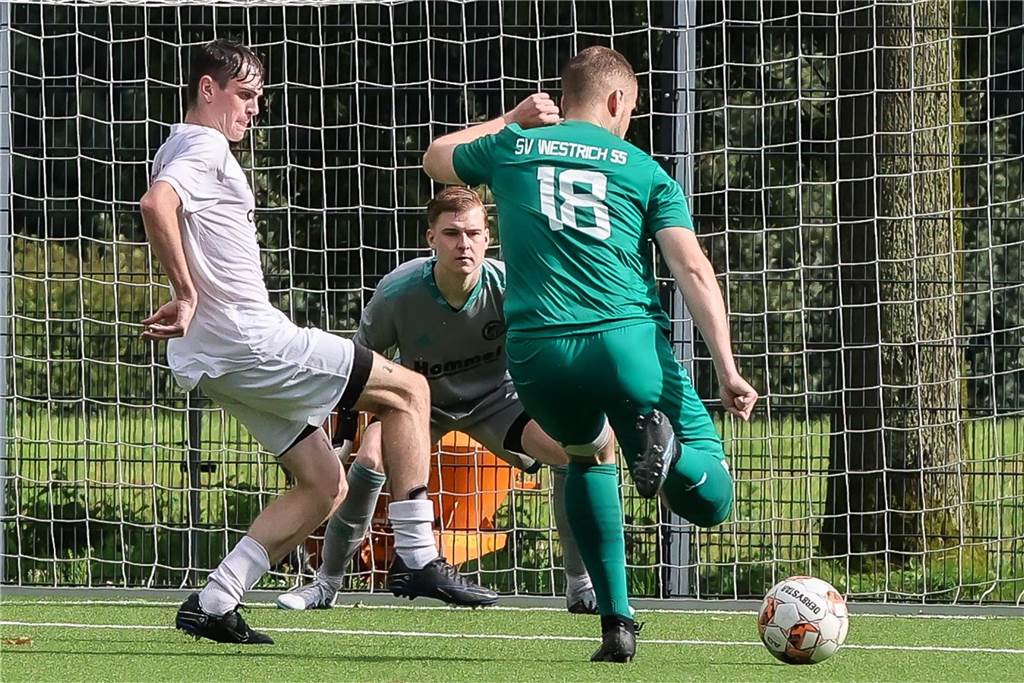 Der SV Westrich gewann das Kreisliga-A-Topspiel gegen RW Germania.