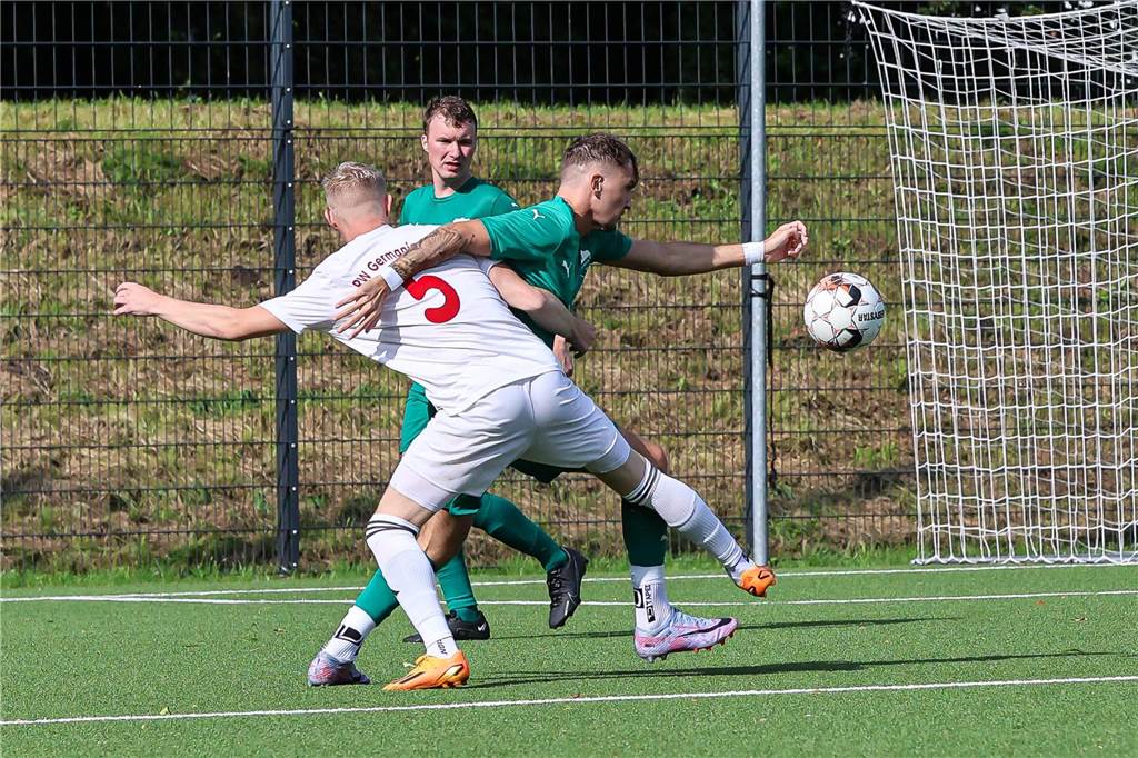Der SV Westrich gewann das Kreisliga-A-Topspiel gegen RW Germania.