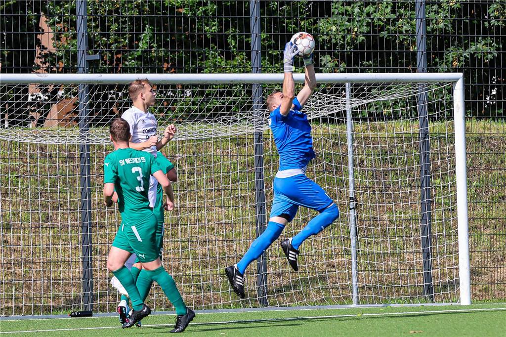 Der SV Westrich gewann das Kreisliga-A-Topspiel gegen RW Germania.