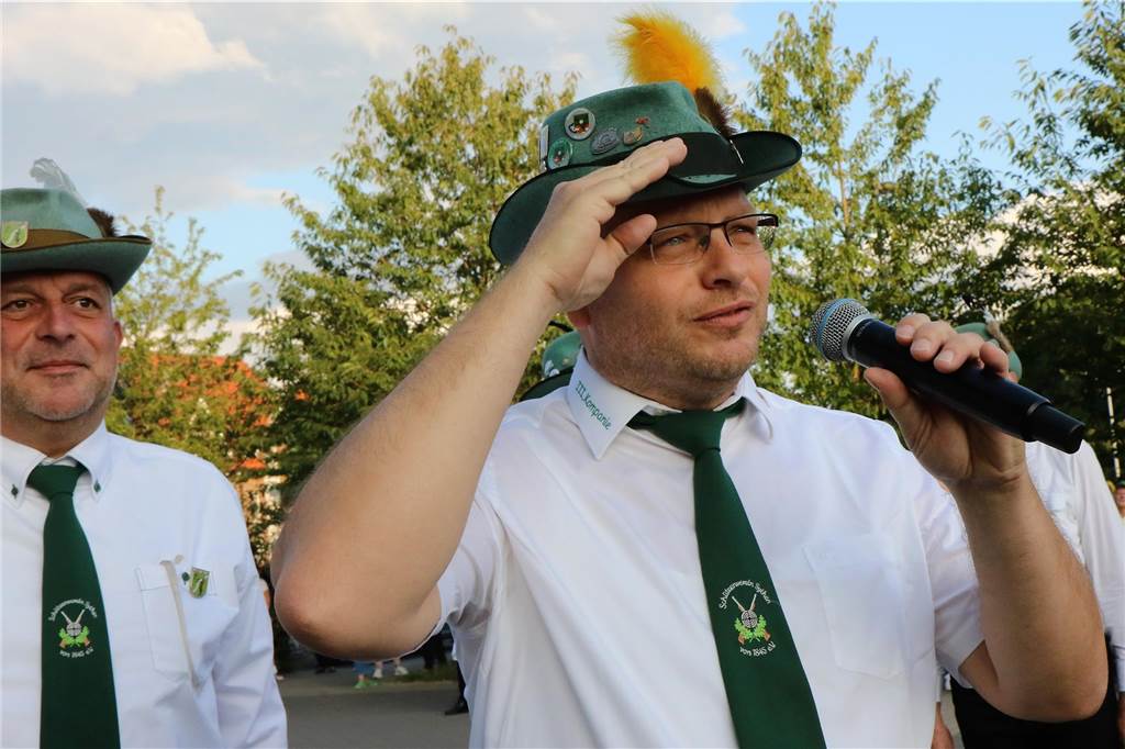 Schützen marschieren auf