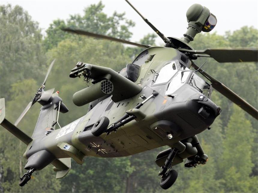 Abgestürzter Bundeswehr-Helikopter verlor Rotorblätter Der Tiger kann unter anderem mit Panzerabwehrraketen oder schweren Maschinengewehren ausgestattet werden. Foto: Maurizio Gambarini