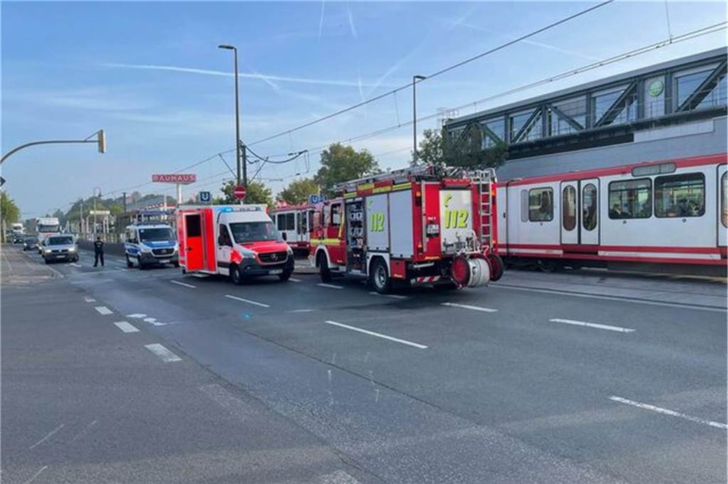 Radfahr-Lobby will Autospuren reduzieren: Reaktion auf tödlichen Unfall Der tödliche Unfall ereignete sich am 10. Oktober an der Stadtbahn-Station Eisenstraße an der Bornstraße.