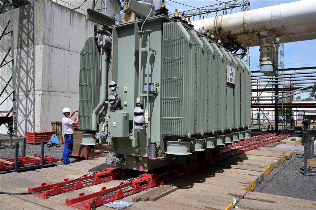Auch der Generator des Trianel-Kraftwerks Lünen wurde bei der Revision 2022 gewechselt. 