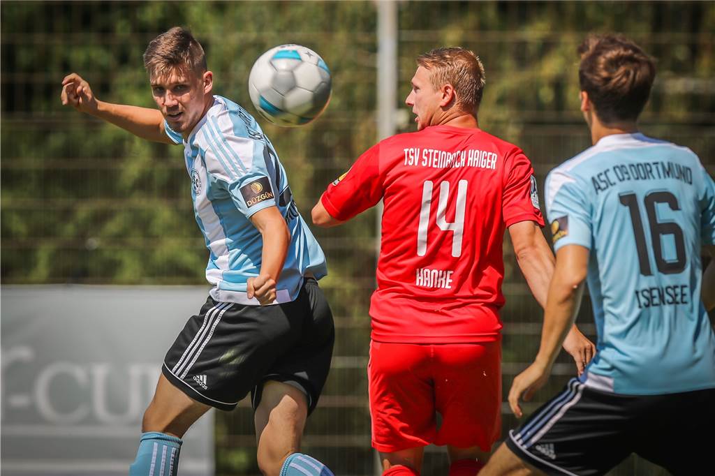 Philipp Hanke wechselt zum Wuppertaler SV: „Bin zuletzt 130 Kilometer pro Weg gefahren“ Der TSV Steinbach Haiger und Philipp Hanke waren in der Vorbereitung auch schon beim ASC 09 Dortmund zu Gast.