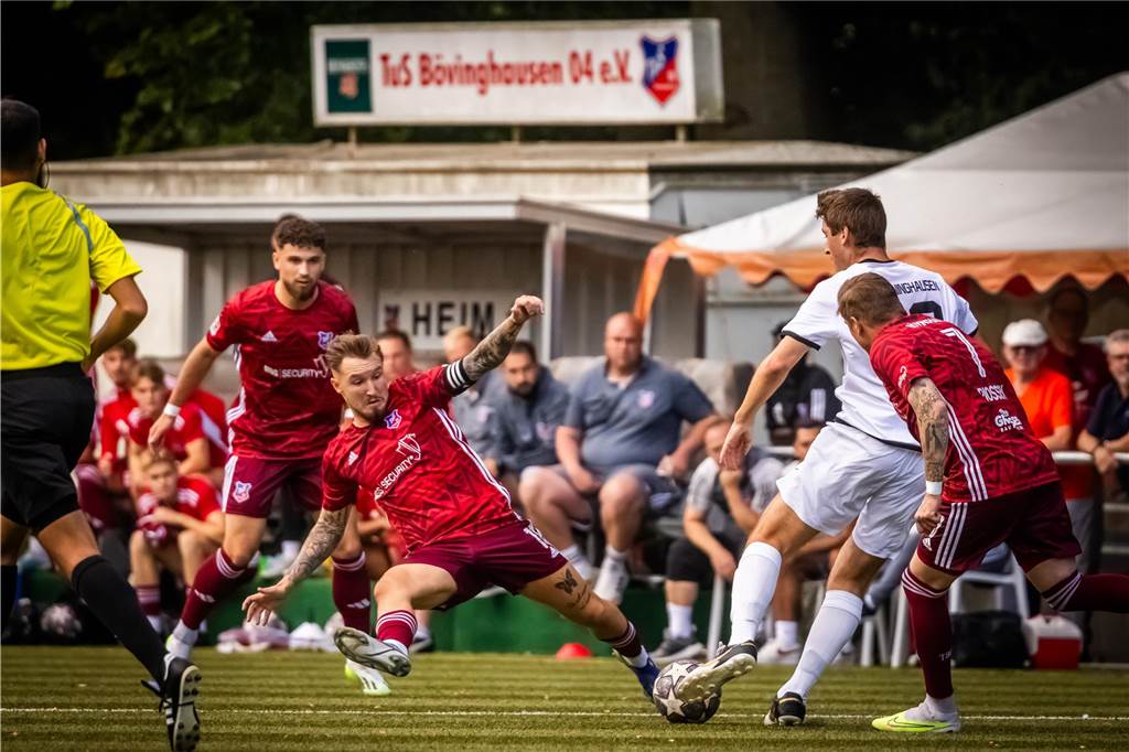 Der TuS Bövinghausen gewann das Derby gegen den FC Brünninghausen.