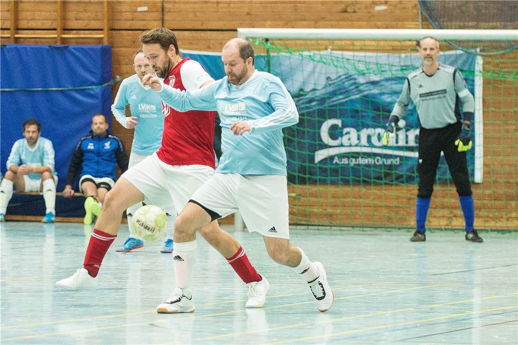 Der TuS Haltern am See hat sich erneut den Titel bei der Ü32-Hallenfußball-Stadtmeisterschaft geholt.