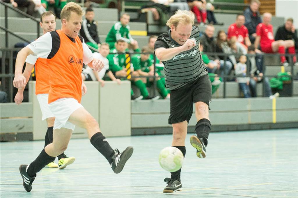 Der TuS Haltern am See hat sich erneut den Titel bei der Ü32-Hallenfußball-Stadtmeisterschaft geholt.