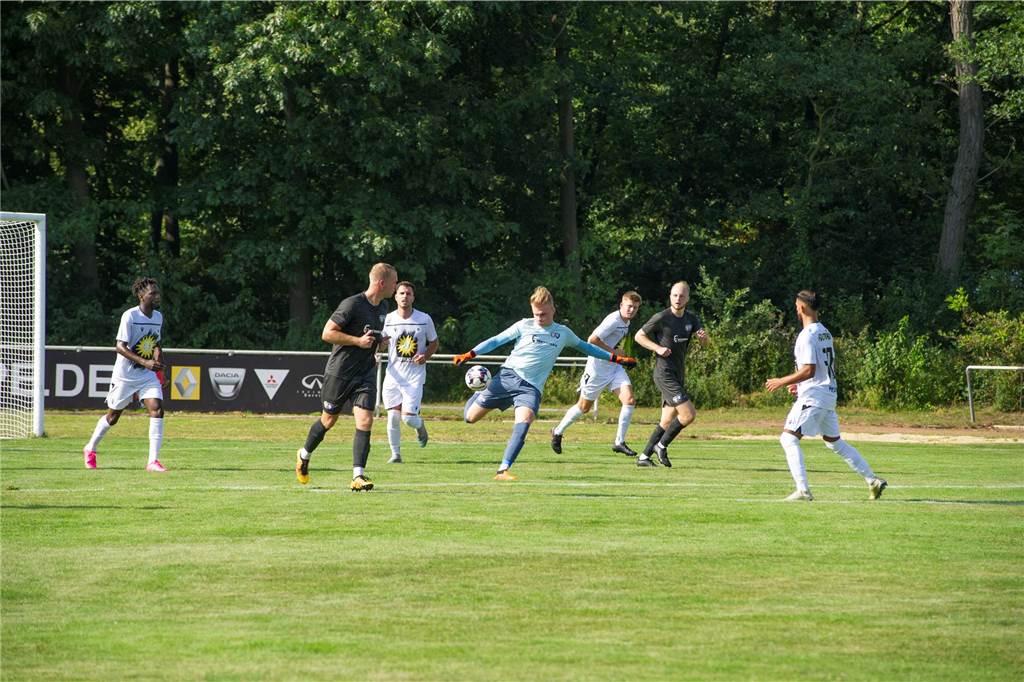 Der TuS Haltern war die bessere Mannschaft, verlor am Ende aber dennoch mit 1:2 gegen den FC Preußen Espelkamp. Beide Gegentore fielen nach Eckbällen.