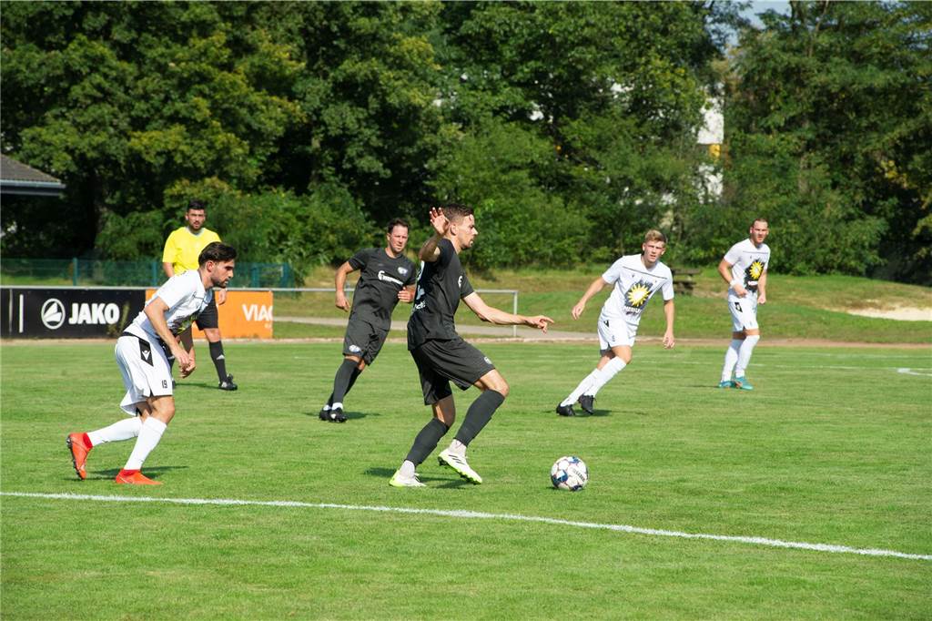 Der TuS Haltern war die bessere Mannschaft, verlor am Ende aber dennoch mit 1:2 gegen den FC Preußen Espelkamp. Beide Gegentore fielen nach Eckbällen.