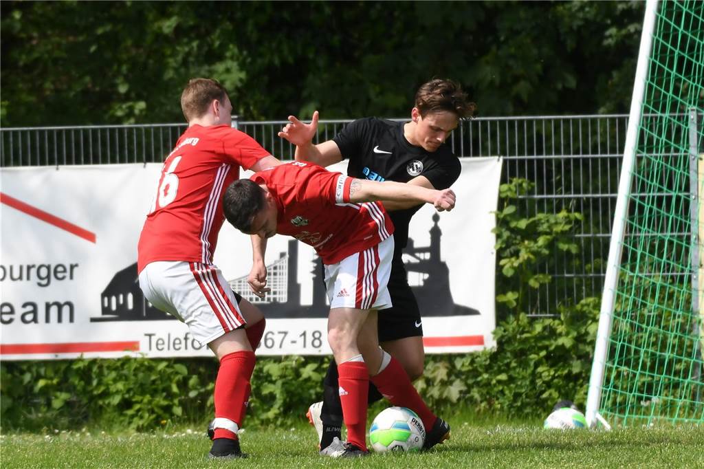 Der TuS Henrichenburg ging gegen Kreisliga-B-Spitzenreiter SSC Recklinghausen mit 1:0 in Führung, verlor aber am Ende mit 1:3 (1:1).