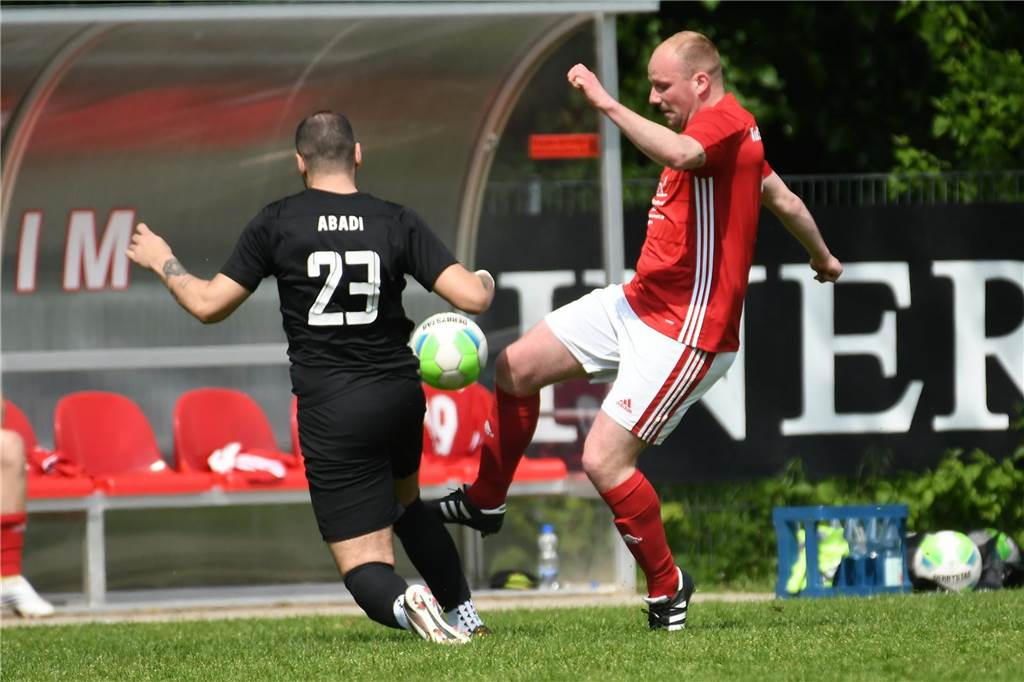 Der TuS Henrichenburg ging gegen Kreisliga-B-Spitzenreiter SSC Recklinghausen mit 1:0 in Führung, verlor aber am Ende mit 1:3 (1:1).