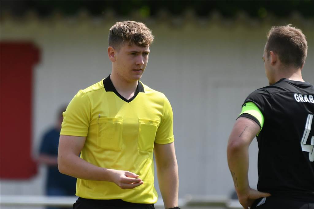Der TuS Henrichenburg ging gegen Kreisliga-B-Spitzenreiter SSC Recklinghausen mit 1:0 in Führung, verlor aber am Ende mit 1:3 (1:1).