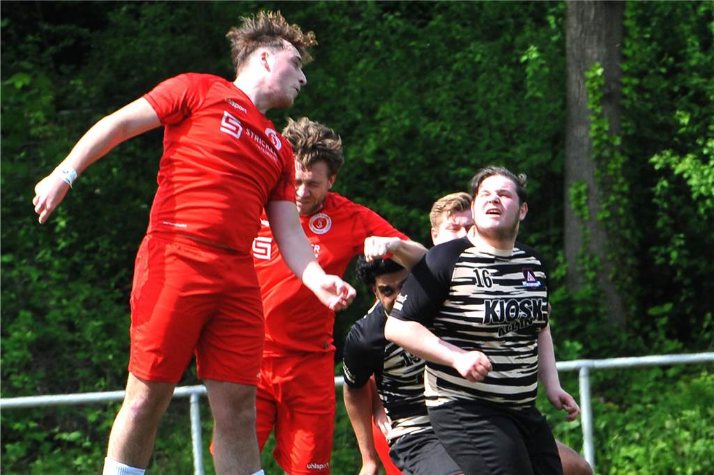 Der TuS Holzen-Sommerberg hat den VfL Hörde mit 6:0 geschlagen.