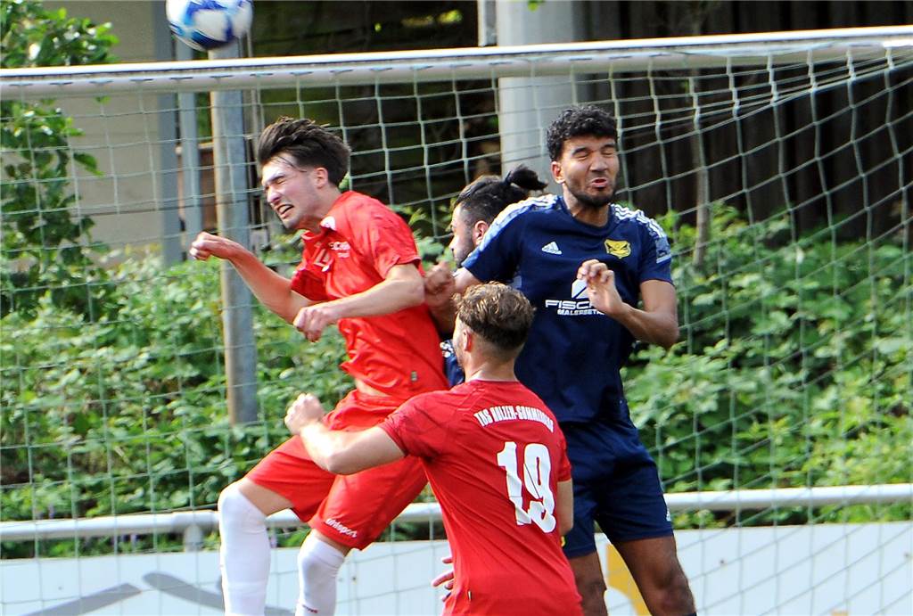 Der TuS Holzen-Sommerberg hat gegen Alemannia Scharnhorst mit 6:1 gewonnen.