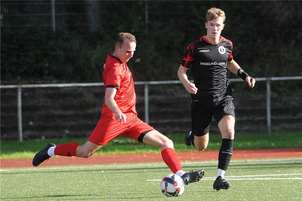 Der TuS Holzen-Sommerberg hat gegen den SC Husen-Kurl mit 2:0 gewonnen.