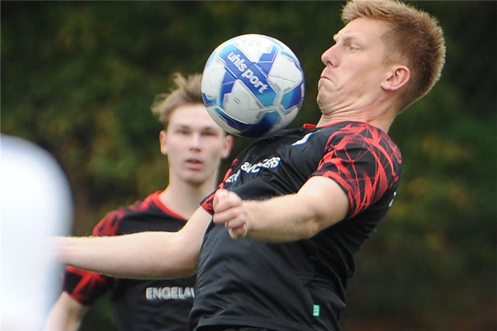 Der TuS Holzen-Sommerberg hat sich mit einem 1:1-Unentschieden vom Hörder SC getrennt.