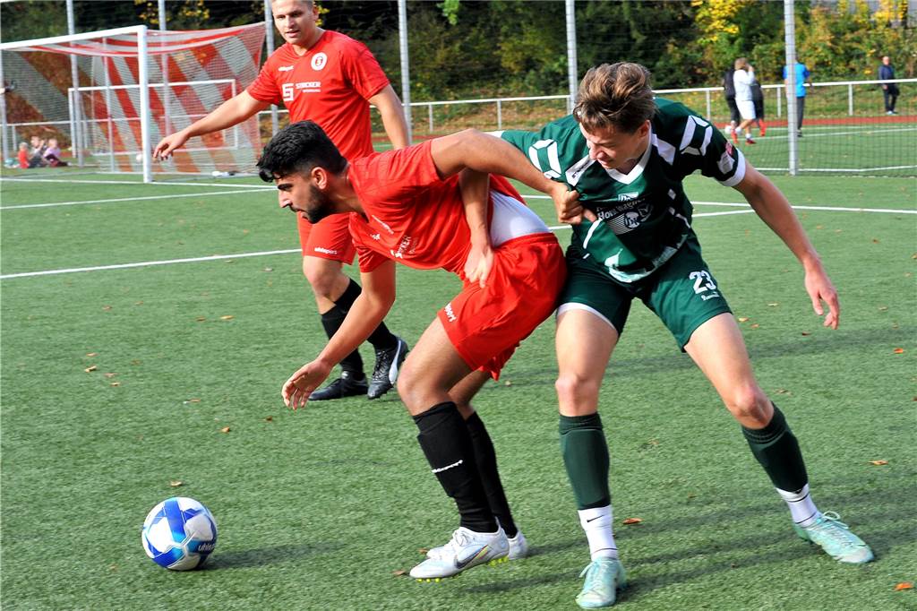 der TuS Holzen-Sommerberg hat sich vom VfR Sölde II mit einem 2:2-Unentschieden getrennt.